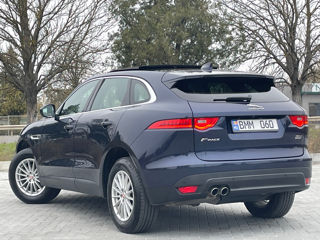 Jaguar F-PACE foto 6