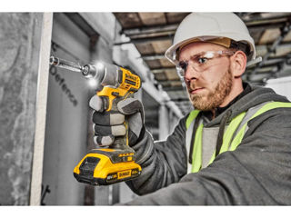 Masina de insurubat cu impact / шуруповерт ударный dewalt dcf840n foto 4