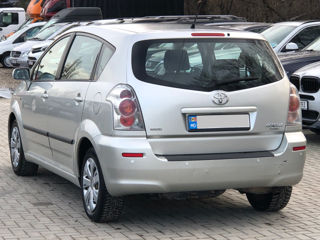 Toyota Corolla Verso foto 5