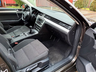 Volkswagen Passat foto 9