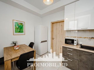 Apartament cu 2 camere, 70 m², Centru, Chișinău foto 9
