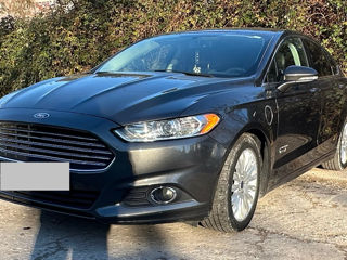 Ford Fusion foto 2