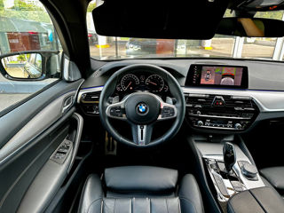 BMW 5 Series foto 11