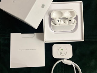 Apple AirPods Pro (2nd gen) Magsafe USB-C