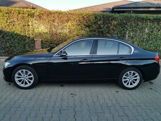 BMW 3 Series foto 6