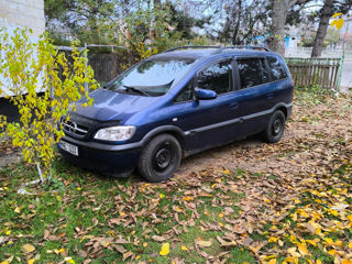 Opel Zafira foto 3