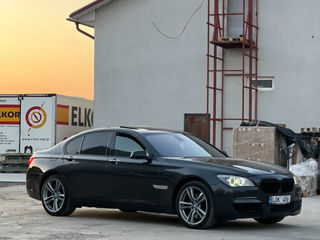 BMW 7 Series foto 3