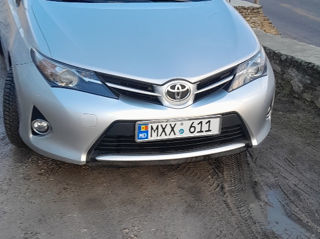 Toyota Auris foto 1