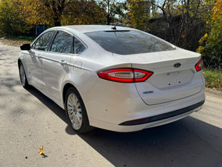 Ford Fusion foto 6