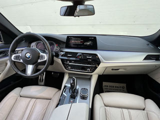 BMW 5 Series foto 5