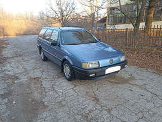 Volkswagen Passat foto 2