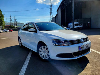 Volkswagen Jetta foto 6