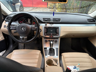 Volkswagen Passat CC foto 2