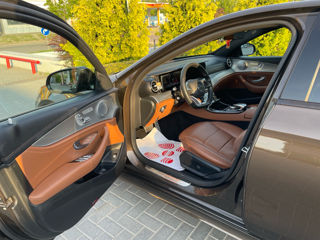 Mercedes E-Class foto 5