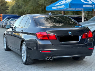 BMW 5 Series foto 3