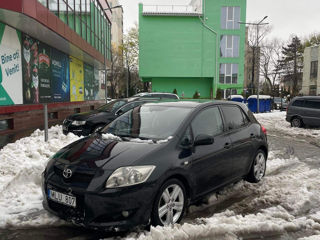 Toyota Auris foto 1