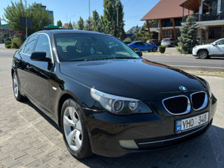 BMW 5 Series foto 1