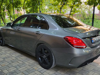 Mercedes C-Class foto 6