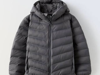 Новая куртка Zara, на весну 116-120 см