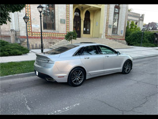 Lincoln MKZ foto 1