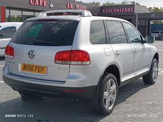 Volkswagen Touareg foto 5