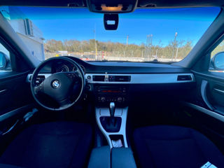 BMW 3 Series foto 4