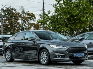 Ford Mondeo foto 1