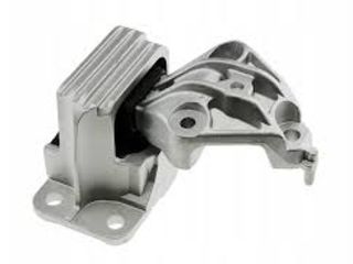 подушка двигателя Renault Megane/Scenic/Grand Scenic/Kangoo/clio 1,5dci,1,9dci k9k, 1,4/1,6