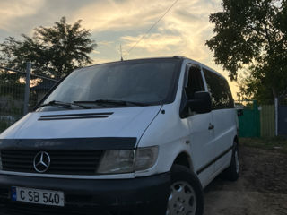 Mercedes Vito foto 2