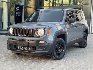 Jeep Renegade foto 1