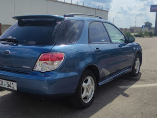 Subaru Impreza foto 5