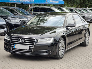 Audi A8 foto 1