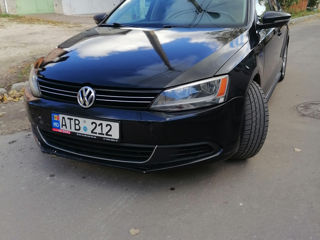 Volkswagen Jetta foto 4