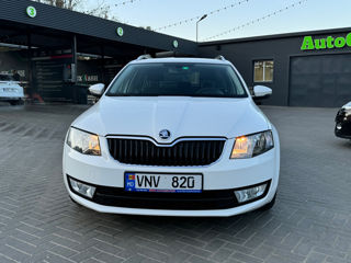 Skoda Octavia foto 2