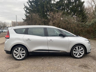 Renault Grand Scenic foto 2