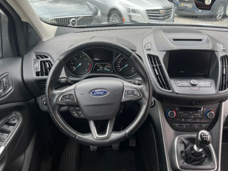 Ford Kuga foto 10