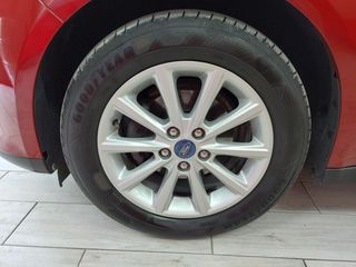 Ford C-Max foto 12