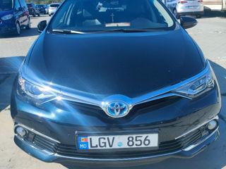 Toyota Auris foto 1