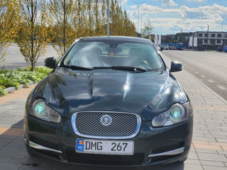 Jaguar XF foto 16