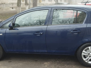 Opel Corsa foto 2