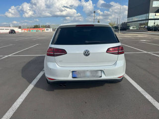 Volkswagen Golf foto 2