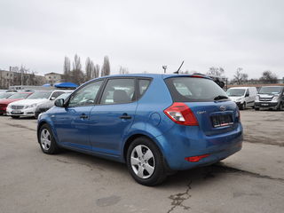 KIA Ceed foto 5