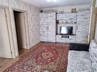 Apartament cu 3 camere, 58 m², Botanica, Chișinău