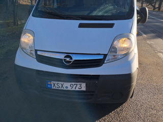 Opel Vivaro foto 9