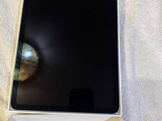 Ipad air 11-inch (M2)  Este folosit o singura zi foto 4