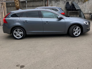 Volvo V60 foto 4