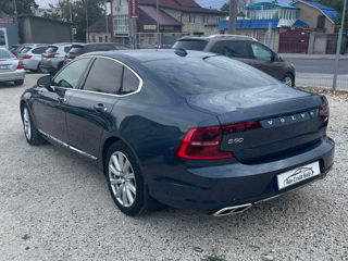 Volvo S90 foto 4