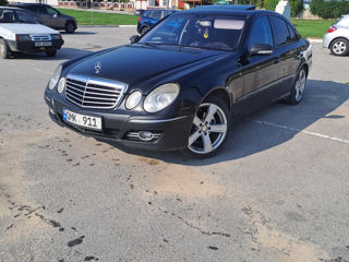 Mercedes E-Class foto 7