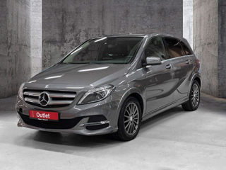 Mercedes B-Class foto 1