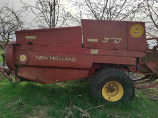 New Holland 370